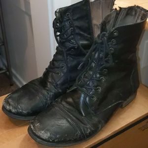 Steve Madden black boots